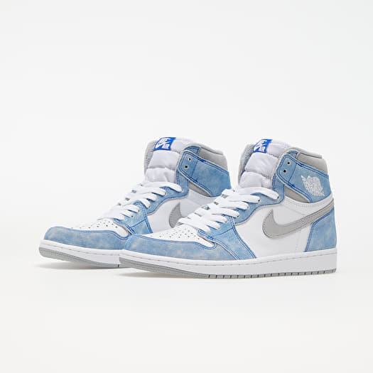 Air Jordan 1 Retro High OG "Hyper Royal"