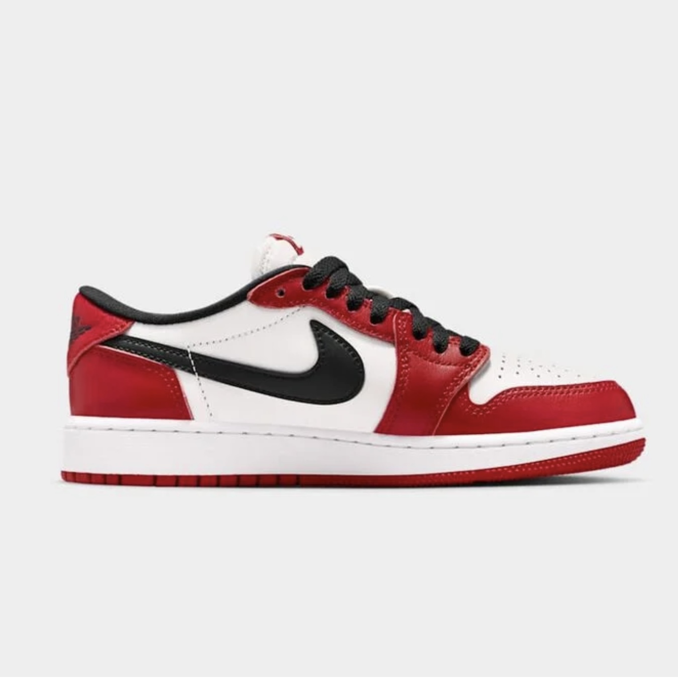 Air Jordan 1 Retro Low OG "Chicago"